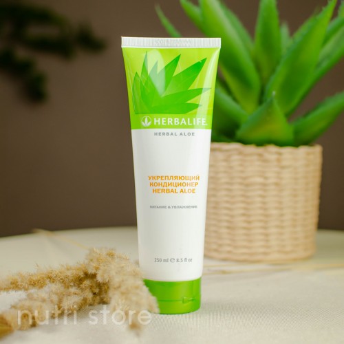 Укрепляющий кондиционер Herbal Aloe Укрепляющий кондиционер Herbal Aloe